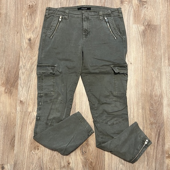 J Brand Maverick Low Rise Cargo Skinny Jeans in Vintage Armadillo Olive - Picture 4 of 16